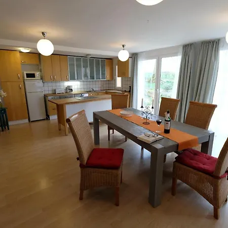 Luxus-ferienhaus Auf Reiterhof Art.quartier Сasa de vacaciones Velgast